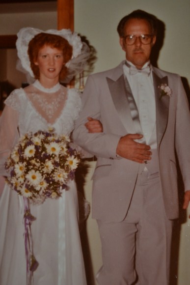 wedding day dad verticle